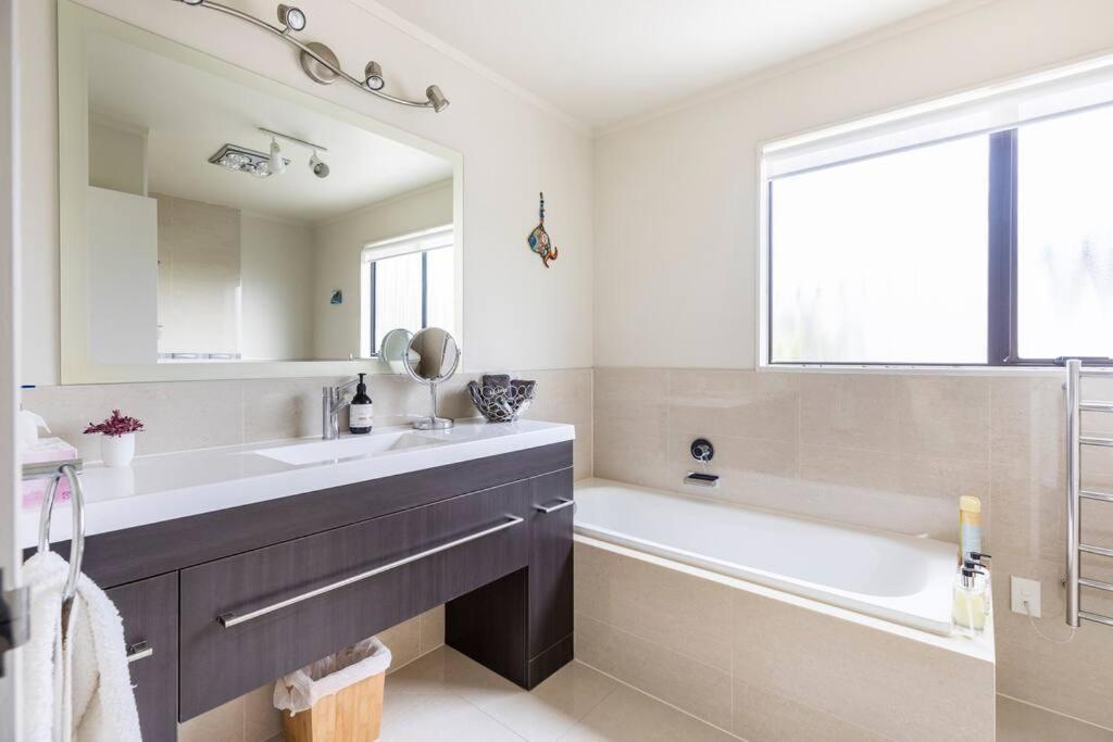 Apartament Quiet And Cosy Waikanae Zewnętrze zdjęcie